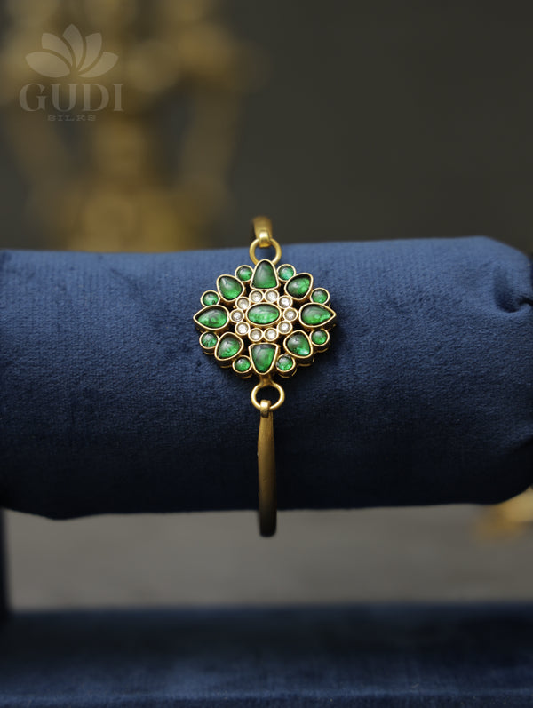 Emerald green Jadau kada/Bracelet - Floral