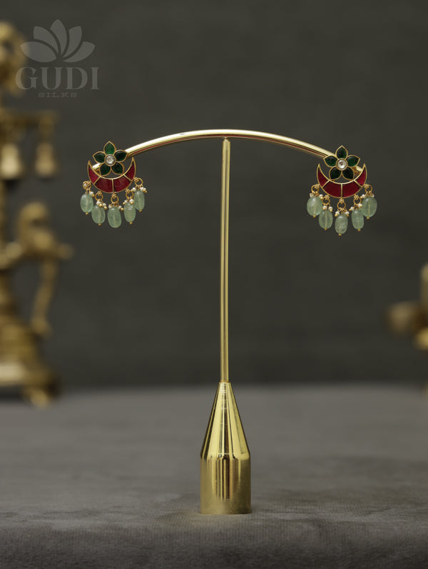 Jadau earrings - Stud with lush green beads