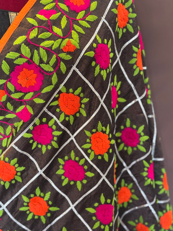 Brown phulkari duppatta