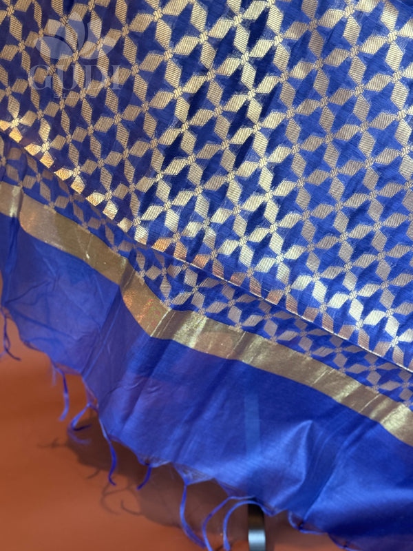 Blue silk duppatta