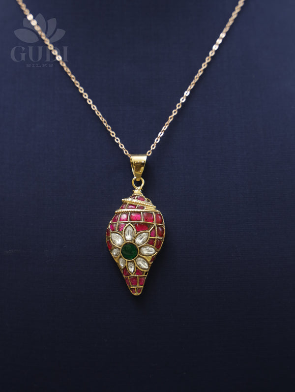 Jadau pendant - Shell