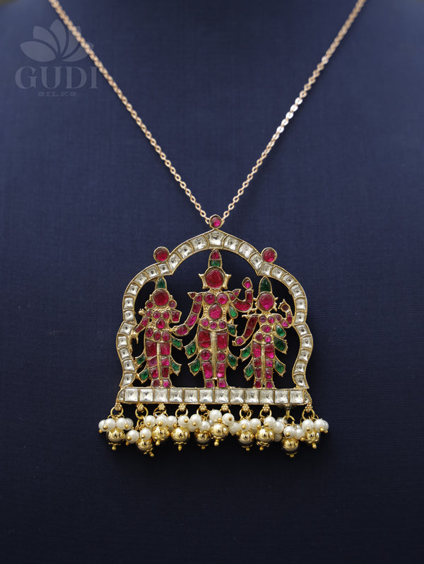 Jadau pendant - Ram parivar with temple arch frame